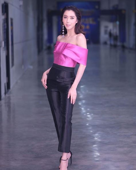 ถ่ายรูปยังไงให้ผอม