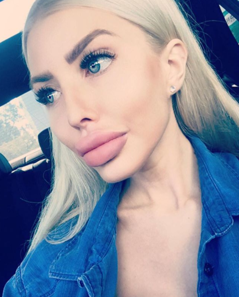 ศัลยกรรมให้เหมือนตุ๊กตาบาร์บี้