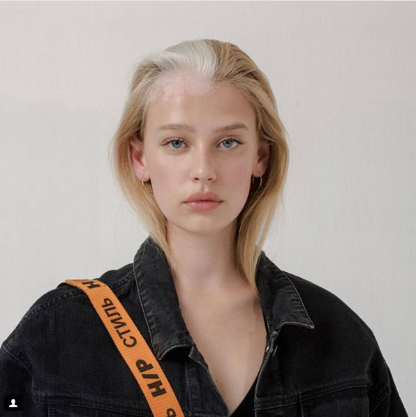 นางแบบแปลก 