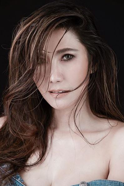 เมคอัพลดอายุ