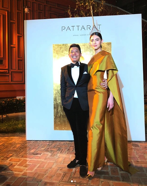 ใหม่ ดาวิกา