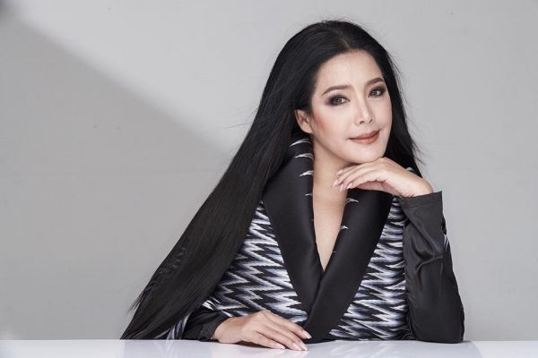 เมคอัพลดอายุ