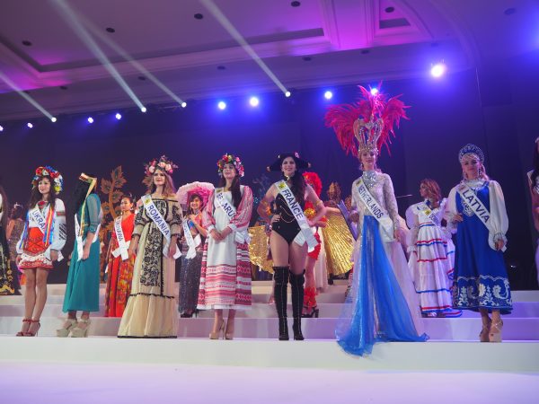 ชุดประจำชาติ