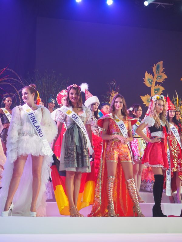 ชุดประจำชาติ