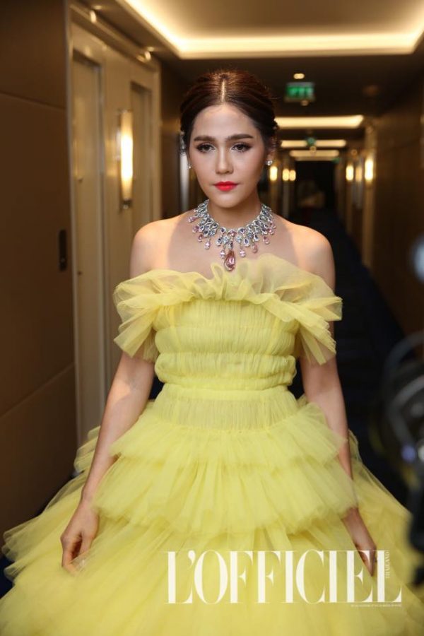 ชมพู่ อารยา