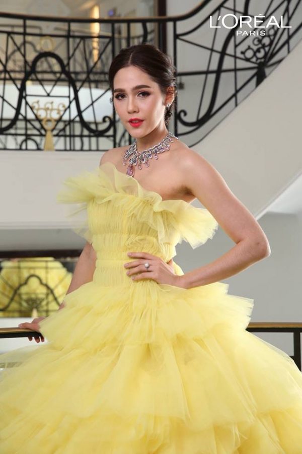 ชมพู่ อารยา