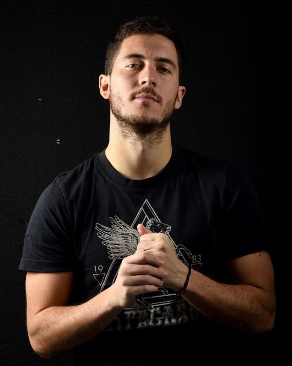 นักบอลหล่อ