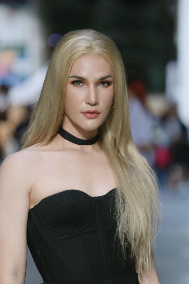 สาวหน้าตุ๊กตา