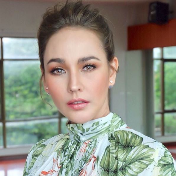 ดารา ศัลยกรรม