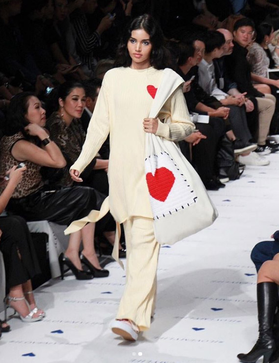  วีนา ปวีนา ซิงค์ 