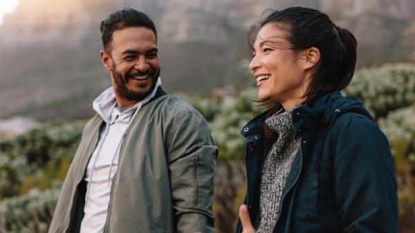 รักใครมักนก