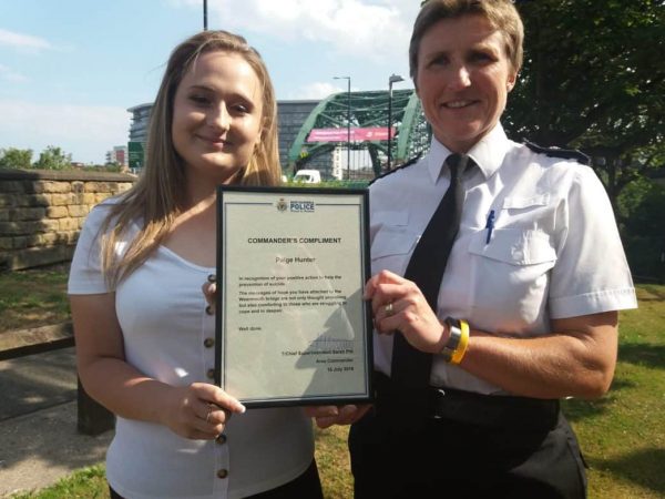 Paige Hunter เขียนข้อความให้กำลังใจ