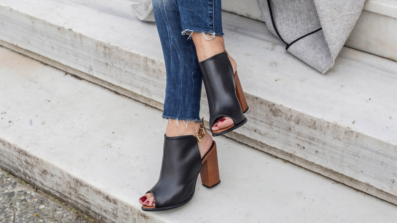 รูปเท้า เคล็ดลับ เทคนิคการเลือกรองเท้า เลือกรองเท้า