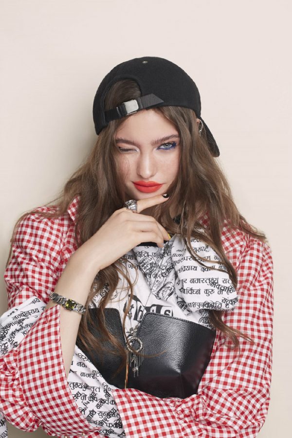 เทรนด์ Sassy (แซสซี่) สะท้อนลุคสาวซนปนซ่า