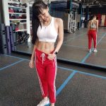 สาวออฟฟิศ ปั้นหุ่น สร้างซิกแพค