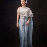 เต้ย จรินทร์พร ใส่ชุดไทย