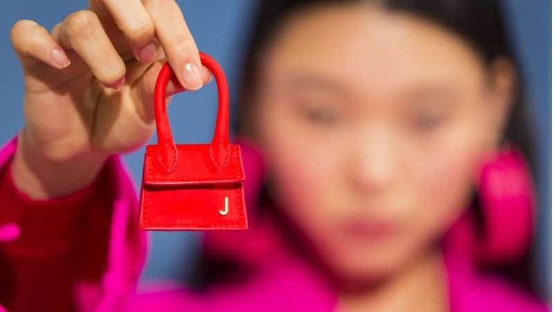 แฟชั่นกระเป๋า แฟชั่นกระเป๋าใบเล็ก แฟชั่นวีค