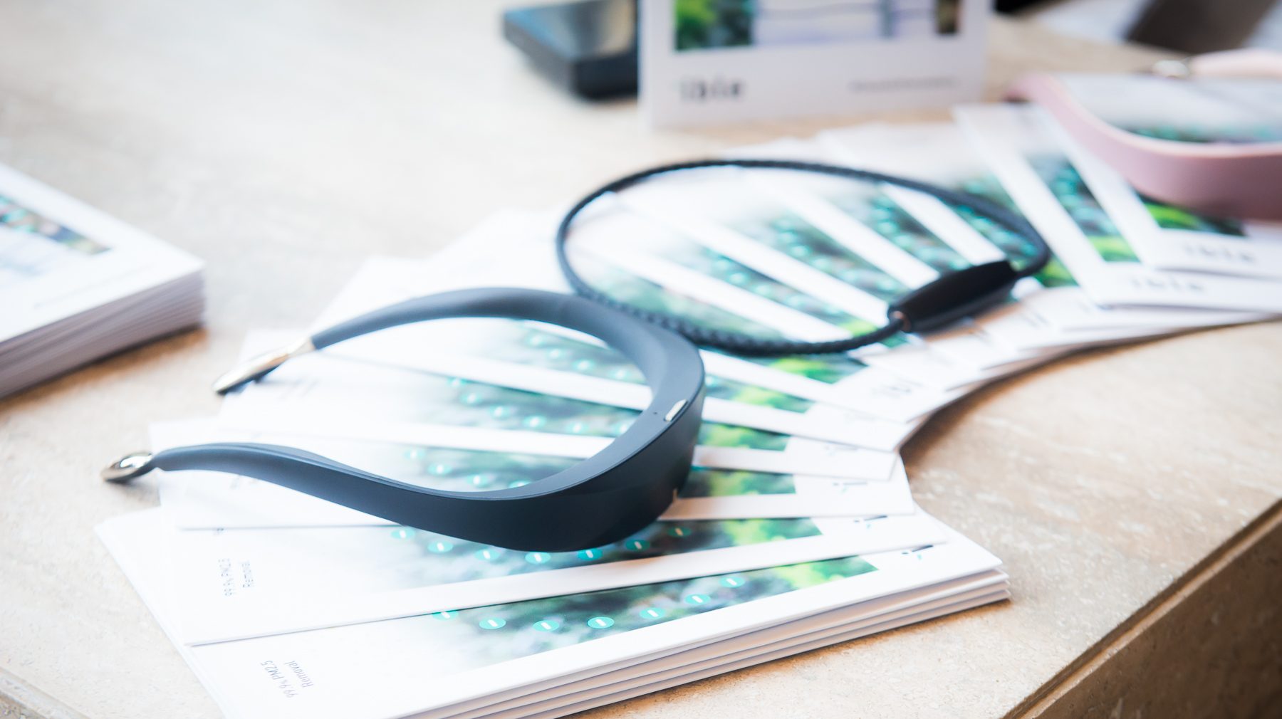 เครื่องประดับ เครื่องฟอกอากาศ เครื่องฟอกอากาศแบบพกพา แฟชั่นไอเทม ไอเทมรักสุขภาพ ไอเทมใหม่