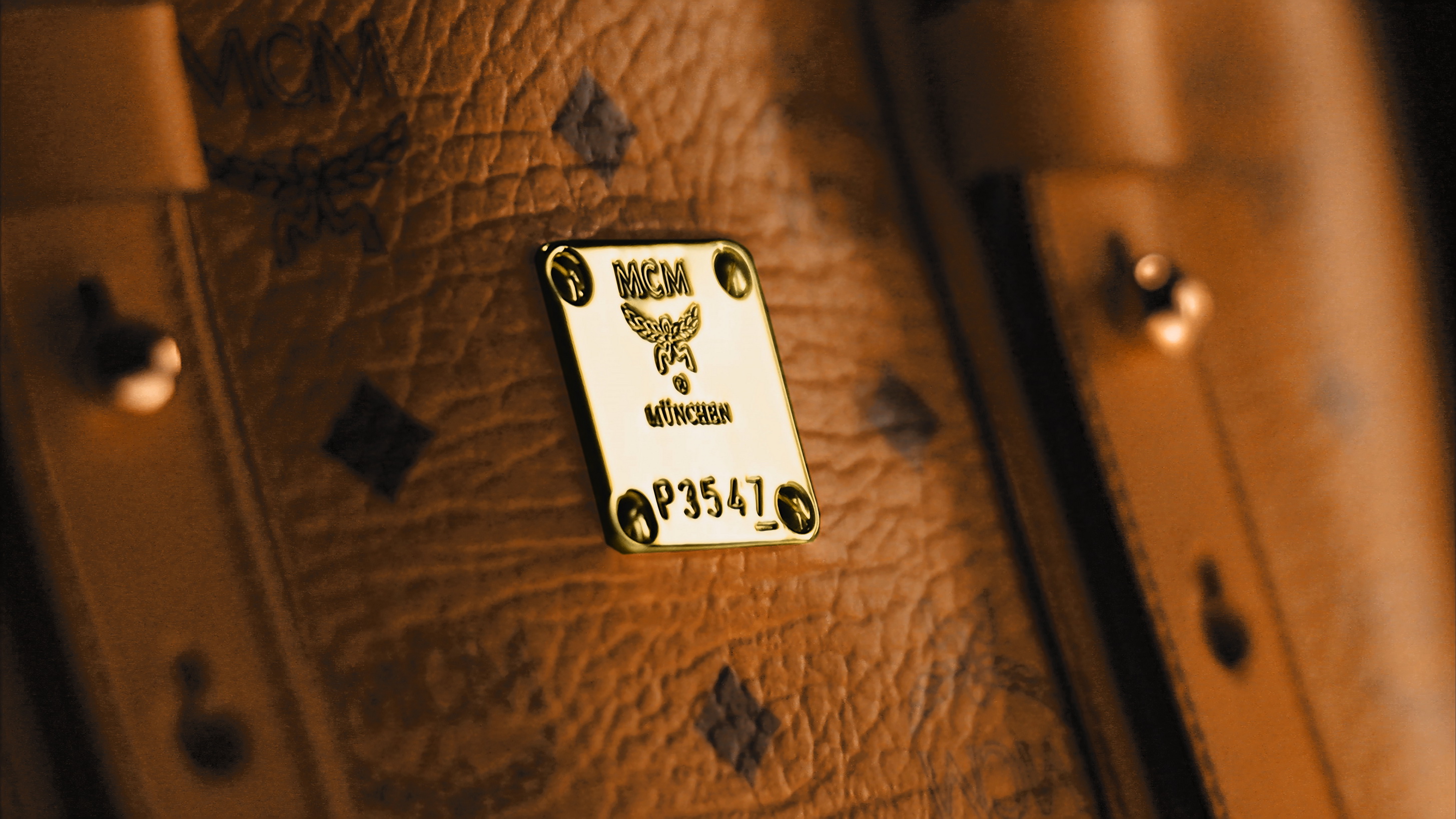 mcm กระเป๋า กระเป๋าmcm กระเป๋าแบรนด์ดัง กระเป๋าแบรนด์เนม